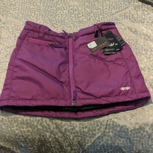 SKHOOP down skirt with zipper.